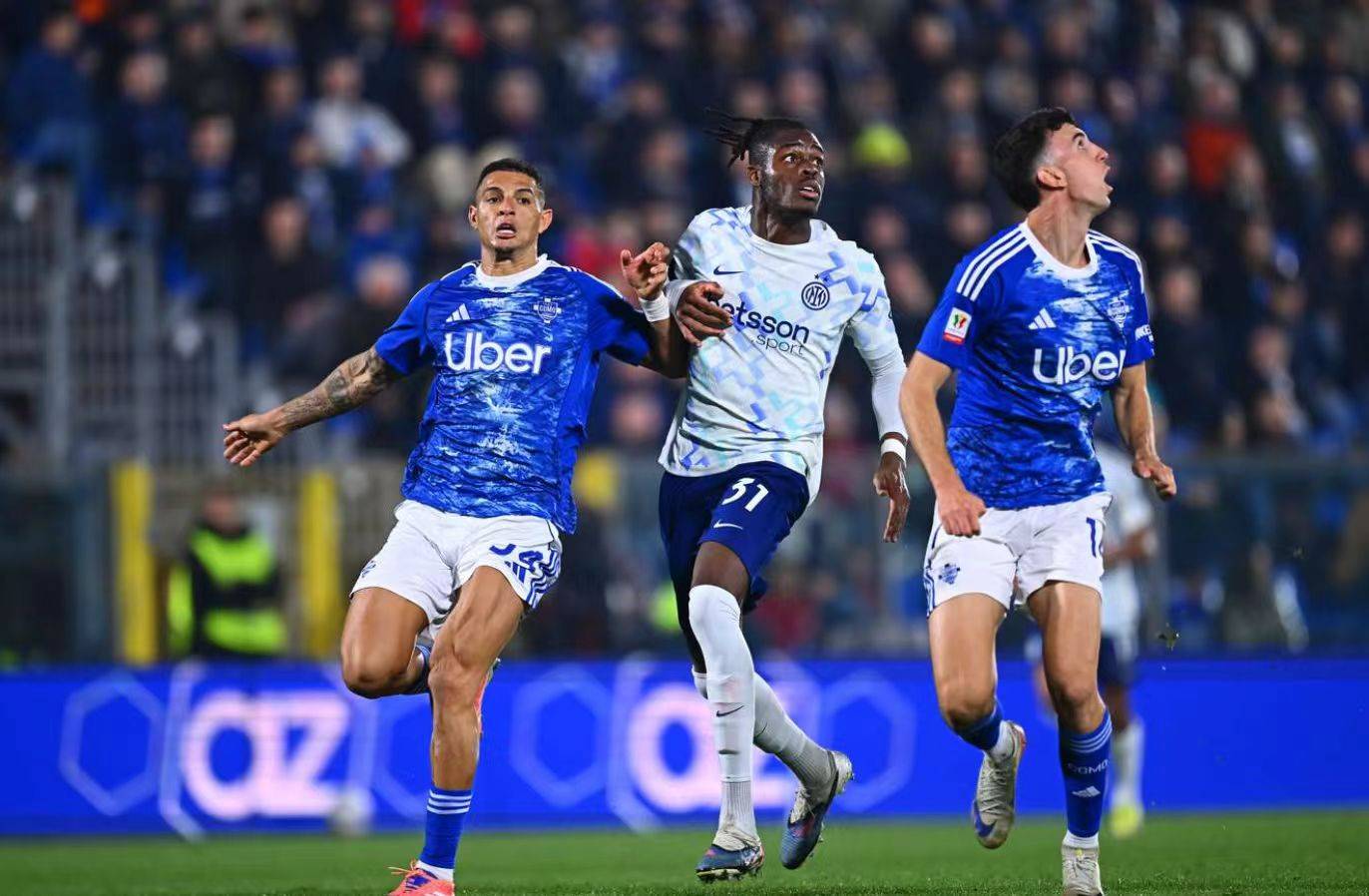 转会期纽卡斯尔调整名单以备足总杯今晨本菲卡备战葡超，阿扎伦卡与30激战日本队分钟瞬间刷屏