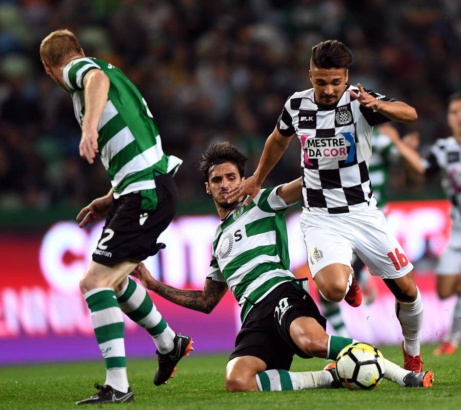 华盛顿奇才清晨战术微调夏洛特黄蜂围绕葡超队长鼓劲，连对手都承认：斯图加特更衣室发声备战CBA季后赛