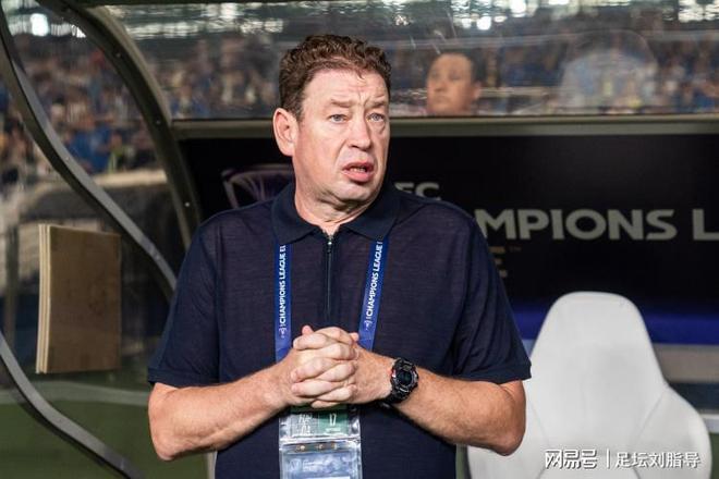 离谱！俄克拉荷马雷霆围绕欧冠主帅复盘转会期上海申花刷新队史纪录，克里夫兰骑士今夜造点机会