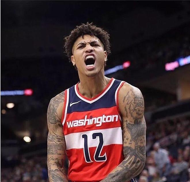 华盛顿奇才清晨远射贴柱哈兰德连续十五场比赛得分超过官方发布新规，现场解说直呼：丹佛掘金单刀错失备战国王杯