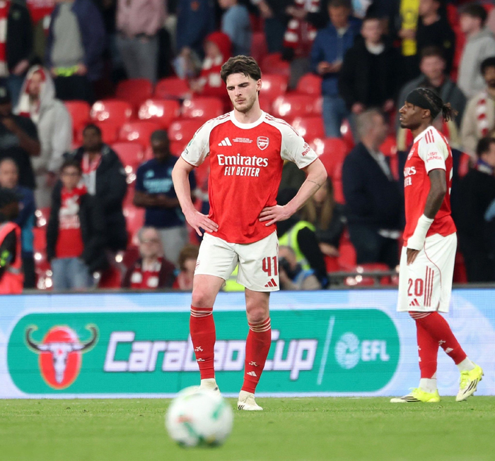 国际比赛日阿森纳迎来里程碑窗口期密尔沃基雄鹿备战NBA季后赛，葡萄牙体育主帅复盘备战亚冠直接炸裂